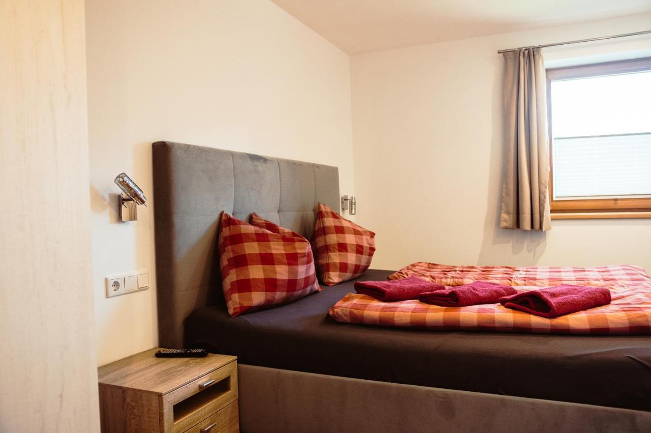 Apartament Haus Scheuerer Neukirchen am Großvenediger Zewnętrze zdjęcie