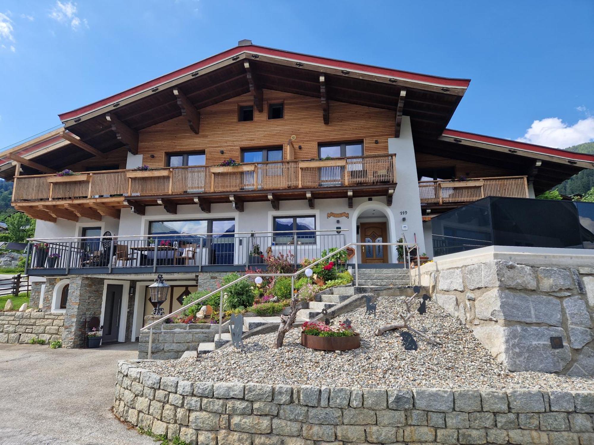 Apartament Haus Scheuerer Neukirchen am Großvenediger Zewnętrze zdjęcie