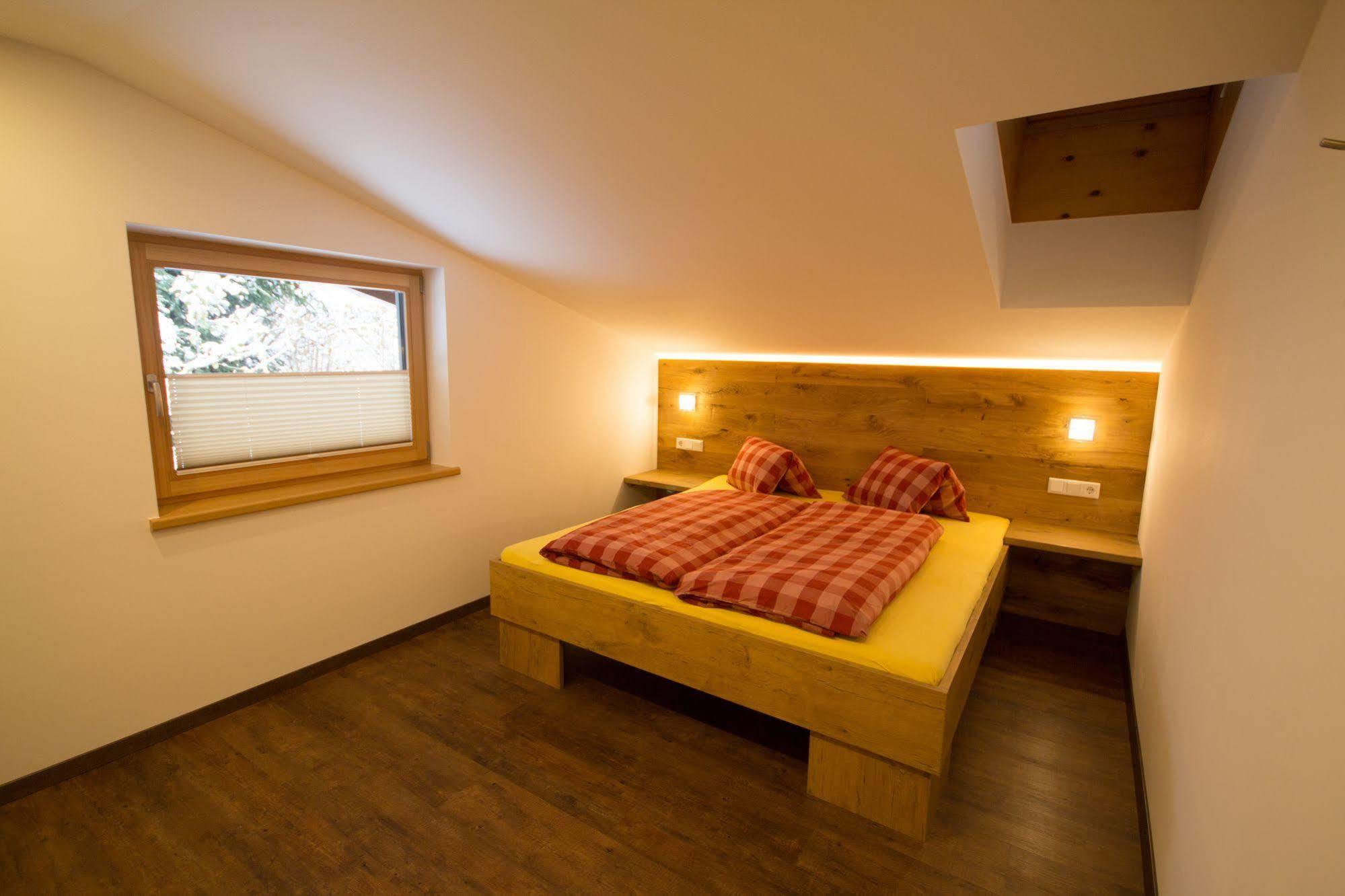 Apartament Haus Scheuerer Neukirchen am Großvenediger Zewnętrze zdjęcie