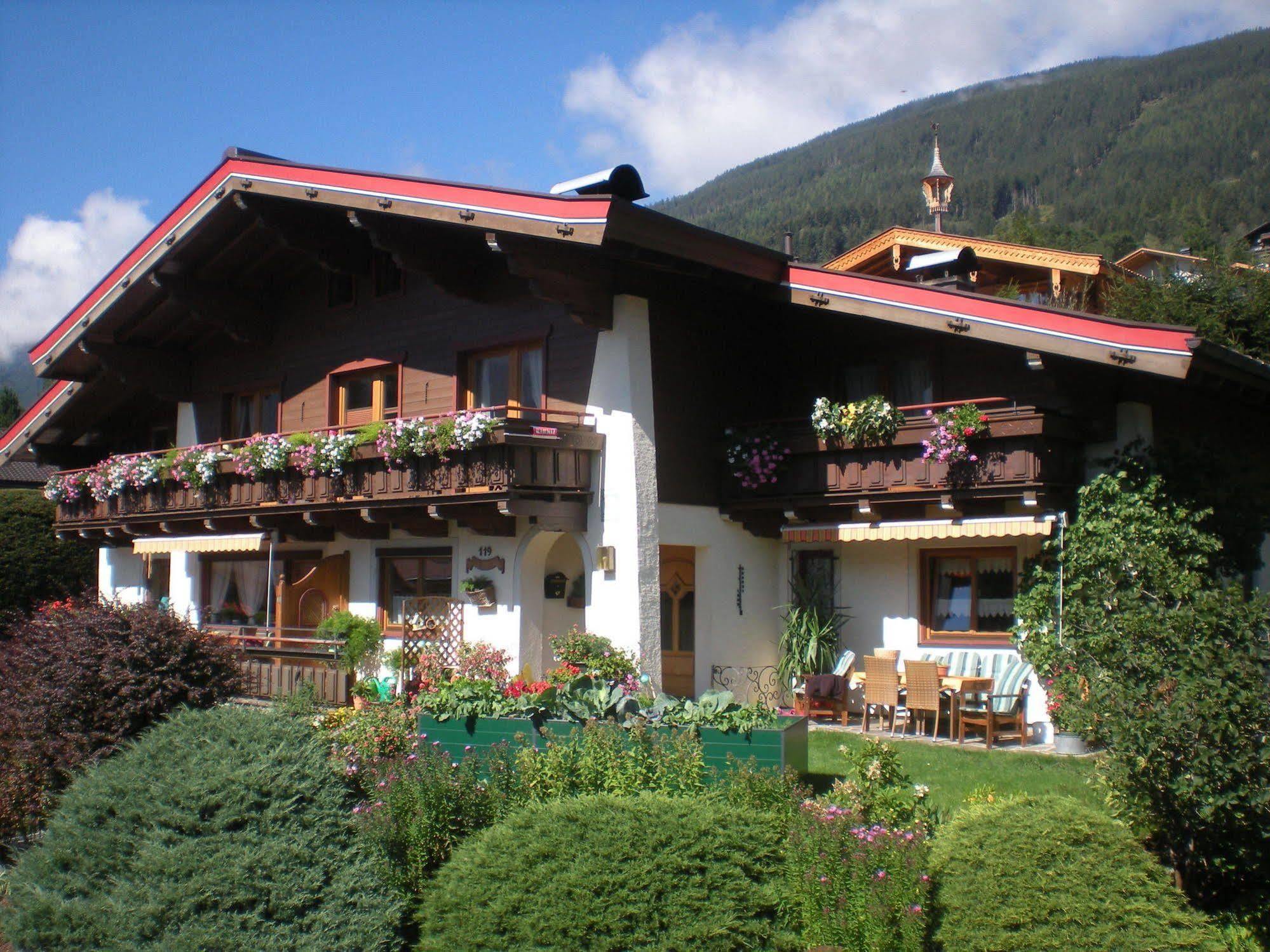 Apartament Haus Scheuerer Neukirchen am Großvenediger Zewnętrze zdjęcie